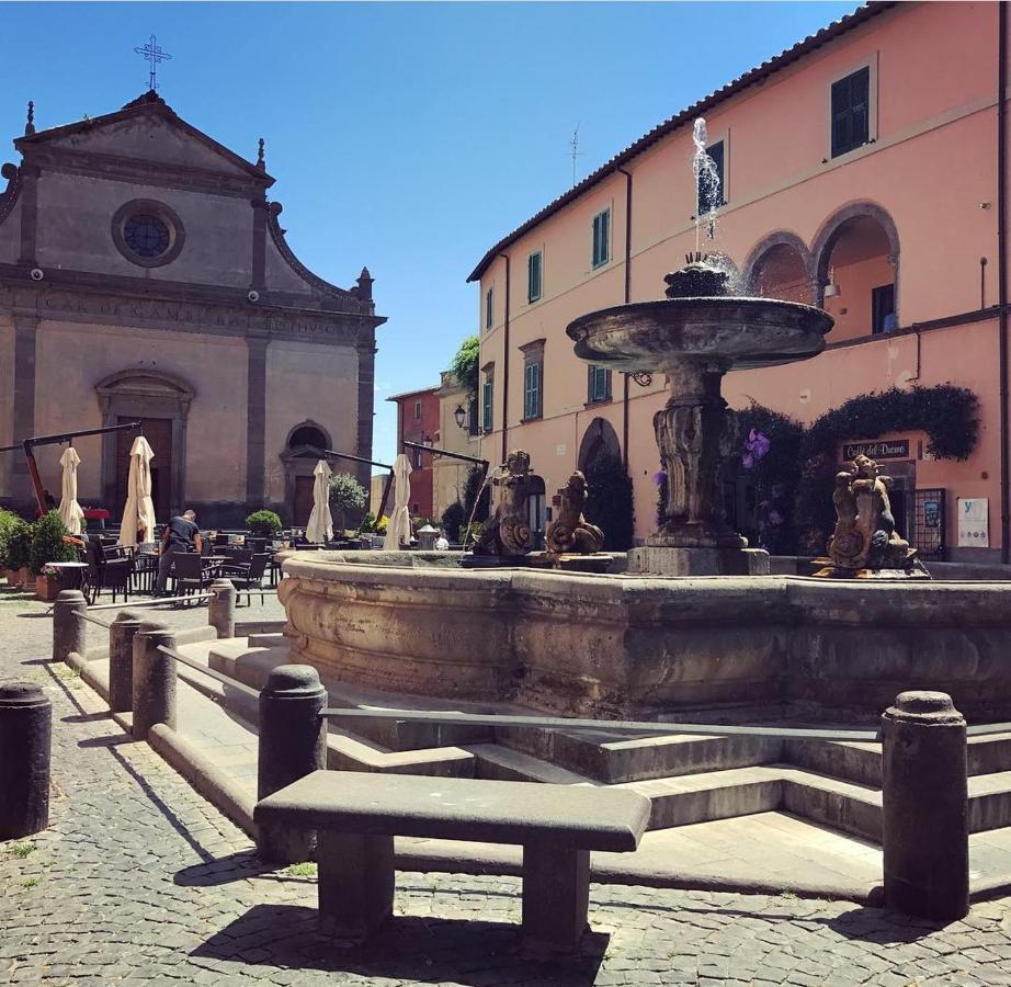 Piazza Duomo Hotel Tuscania Exterior photo